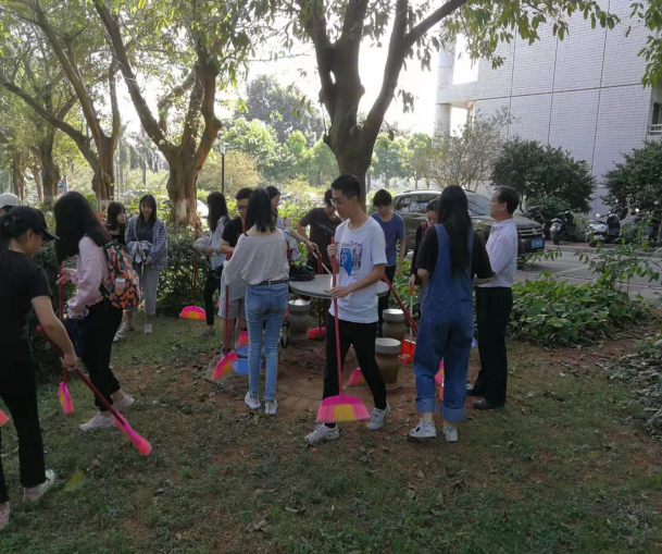 义务清洁劳动现场02.png 义务清洁劳动现场02.png