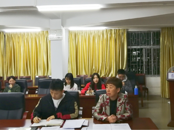 D:\Backup\桌面\新闻\1204经济系学生党支部开展专题组织生活会\董萍作点评讲话.jpg D:\Backup\桌面\新闻\1204经济系学生党支部开展专题组织生活会\董萍作点评讲话.jpg